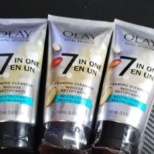 Olay 7 in One Foaming Cleanser Trio